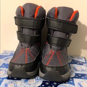 Carters snow boots